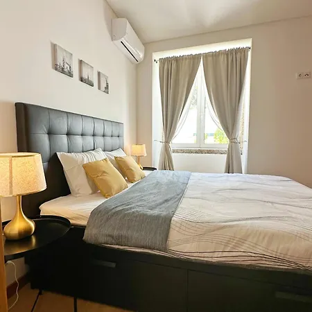 Liberty 140 Deluxe Lisbon